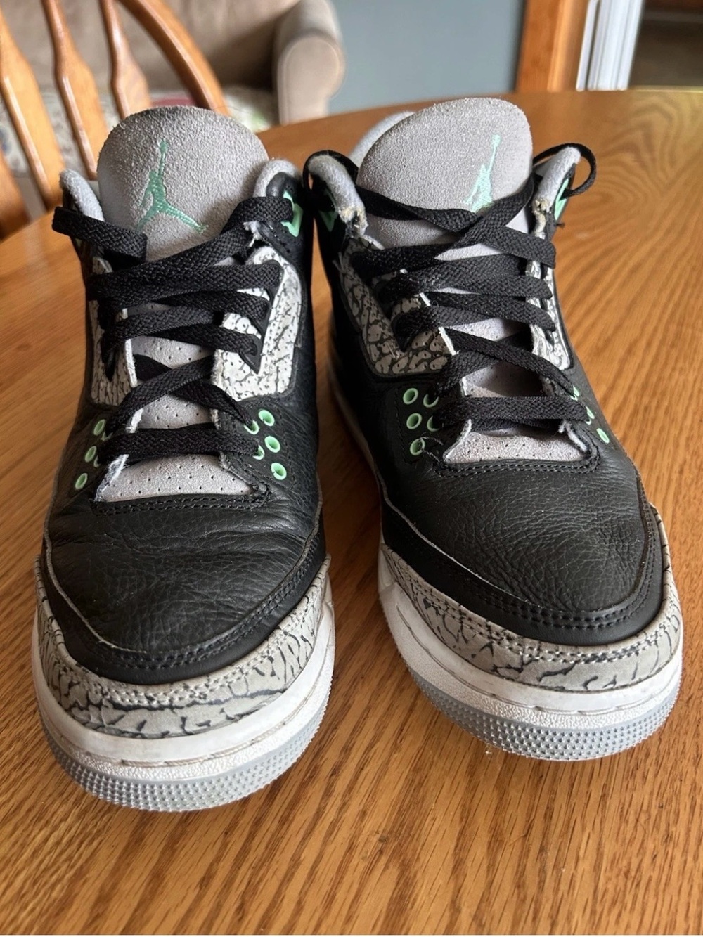 Jordan Sneakers in Black with Mint Interior Accents